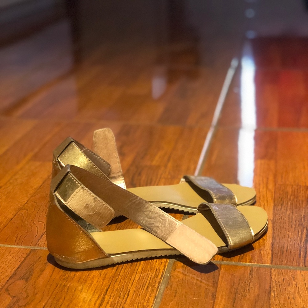gold steve madden sandals
